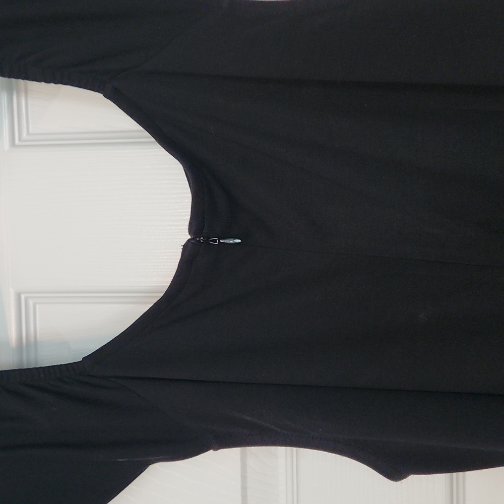 Dress - Picture 4 of 4